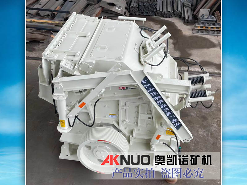 石頭制砂機(jī)設(shè)備 石頭制砂機(jī)設(shè)備