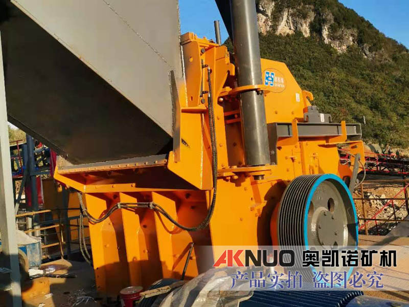 歐版反擊式破碎機(jī) 歐版反擊式破碎機(jī)